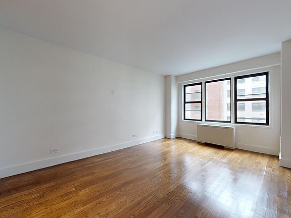 5th image of 220 E 63rd St APT 5f