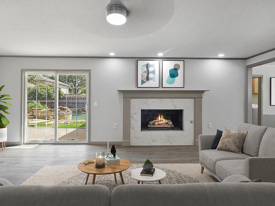 1908 Glencove Cir