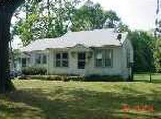 1795 S South Sievers Rd, Vincennes, IN 47591