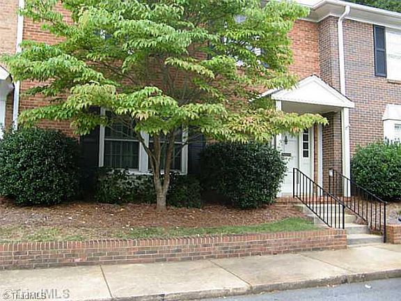 2nd image of 3 Fountain Manor Dr Unit D