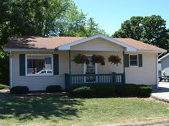 2nd image of 507 E Elm St