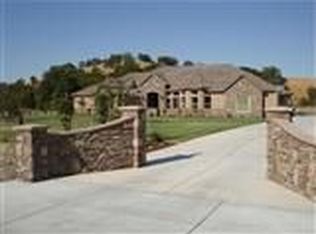 11625 Horseshoe Rd, Oakdale, CA 95361