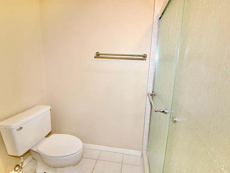 5916 Woodway Place Ct — Photo 8