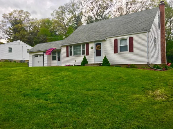 17 Clear St, Enfield, CT 06082