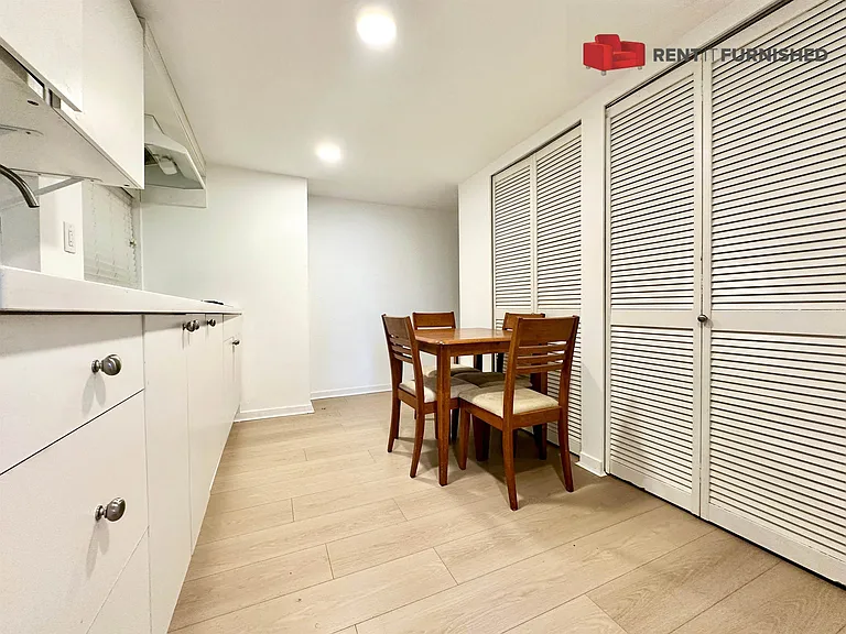 1522 W 8th Ave — Photo 8