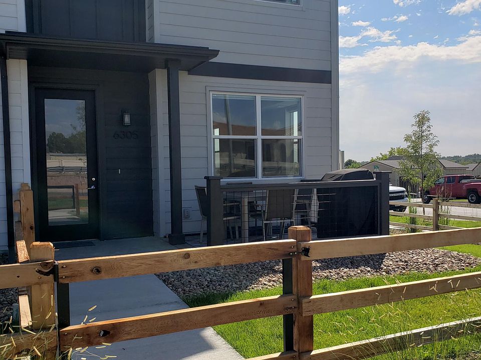 Entry to the home