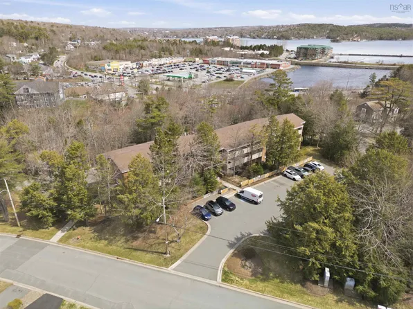41 Moirs Mill Rd #311, Bedford, NS B4A 3C4