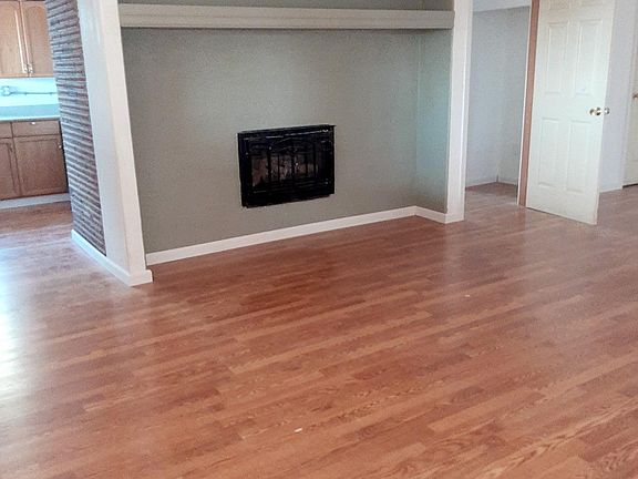 2nd image of 115 E Apple Ln #B