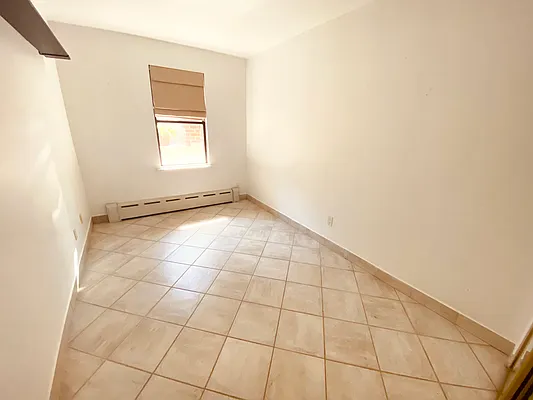 Rented by Voro, LLC | media 6