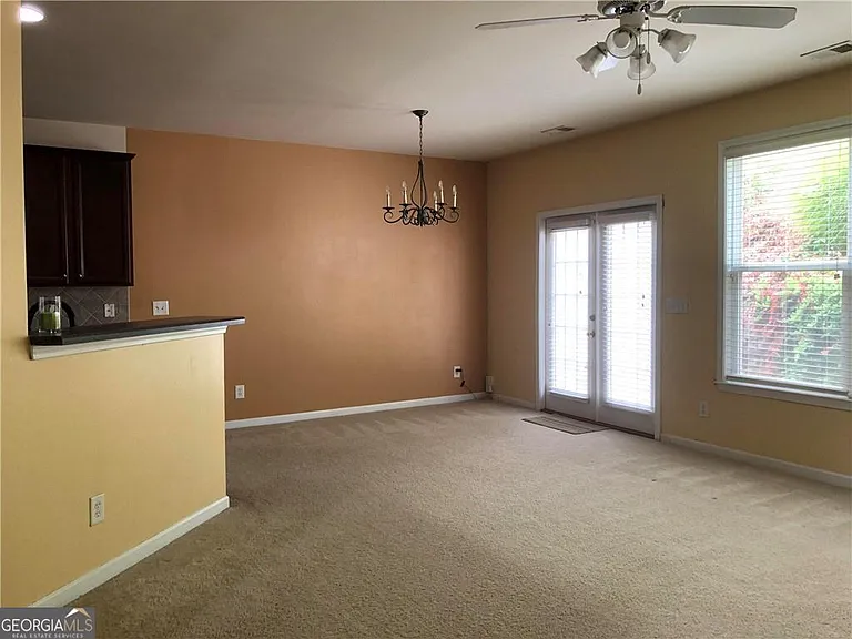 33 Jekyll Dr #8 — Photo 4