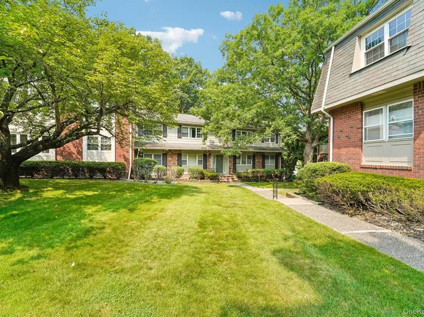74 Bon Aire Circle #Q12, Suffern, NY 10901