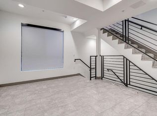 3821 W Avenue 43 #2B-2BA-925SQFT, Los Angeles, CA 90065