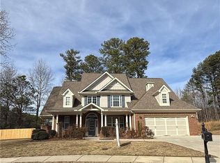 2474 Starfire Ln, Loganville, GA 30052
