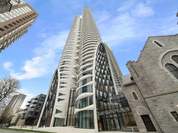 1033 Nelson St #702, Vancouver, BC V6E 0E5