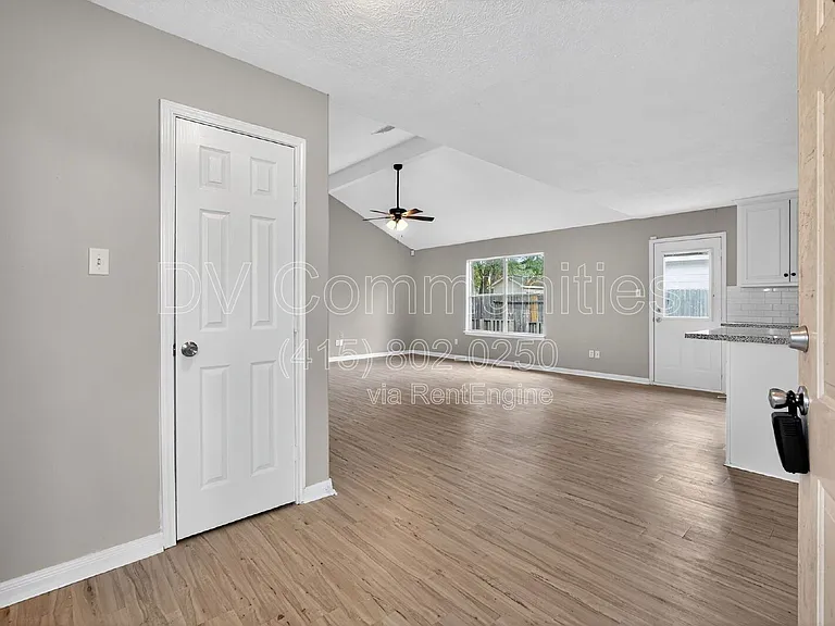 16350 Many Trees Ln — Photo 17