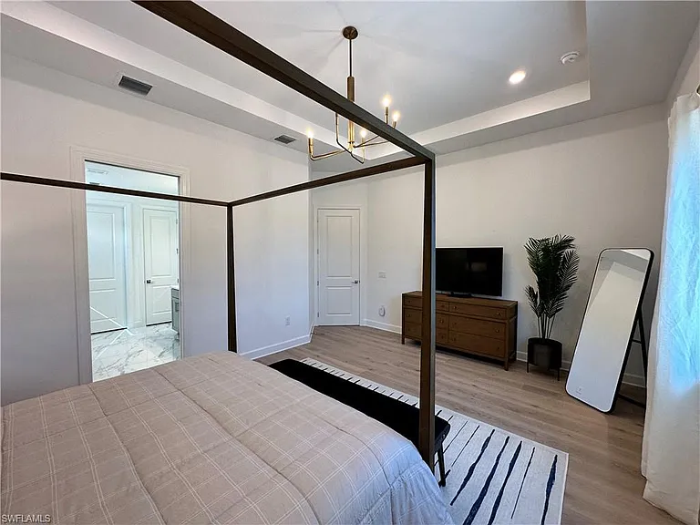 9260 Cormorant Dr — Photo 19