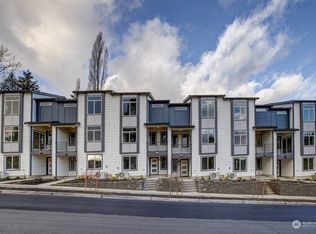 6722 187th St NE #102, Kenmore, WA 98028