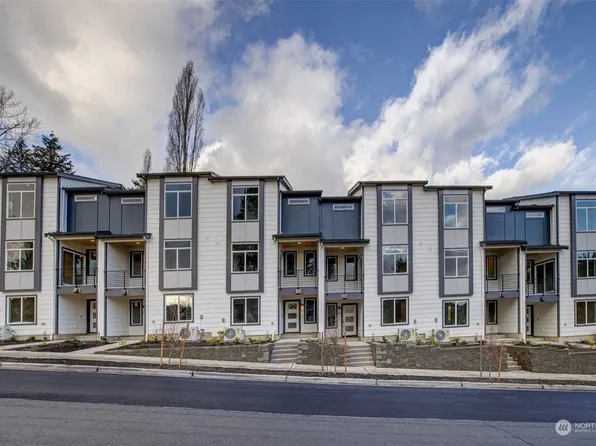 6726 NE 187th Street #103, Kenmore, WA 98028