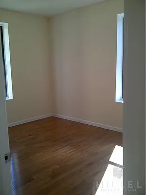 Rented by Hillel Realty Group | media 19