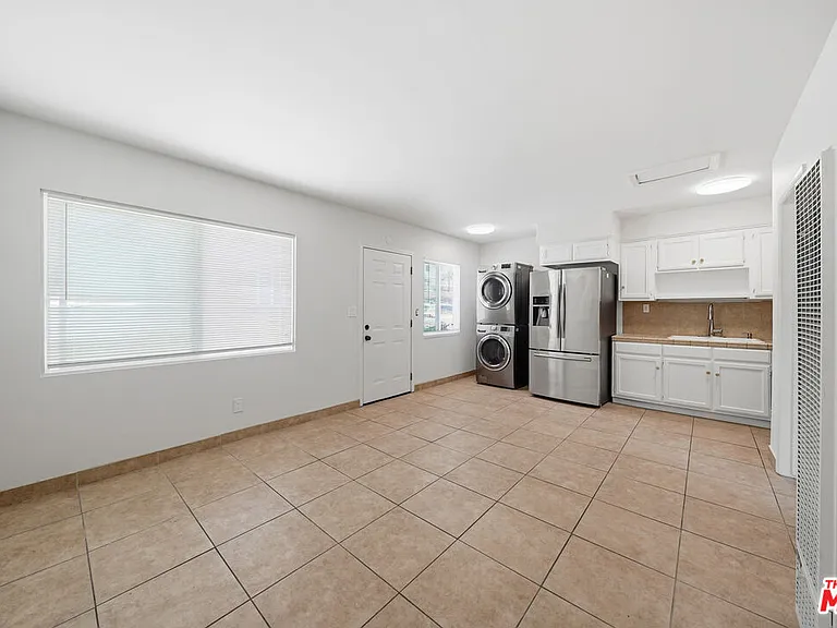 6133 Orchard Ave #B — Photo 1