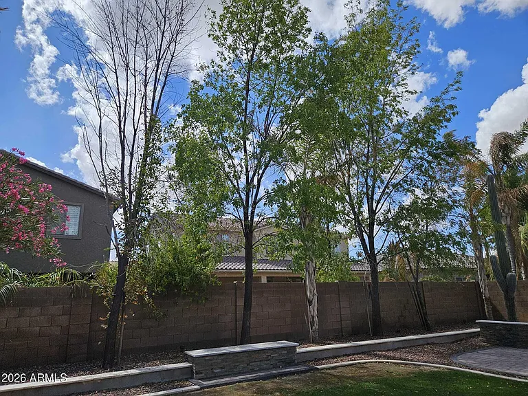 419 W Balsam Dr — Photo 24