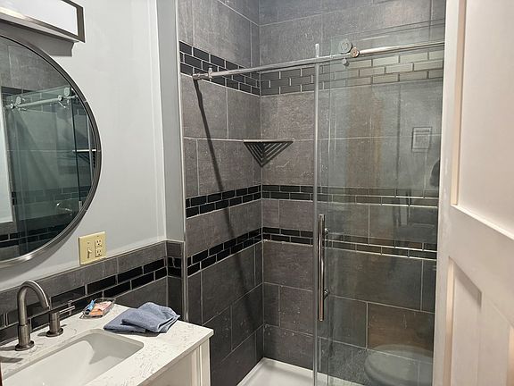 5th image of 8 E 1st St APT 102