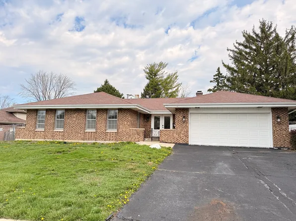 823 Bradoc St, Chicago Heights, IL 60411