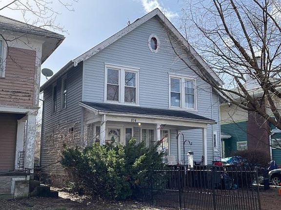 2nd image of 814 Ferndale Ave