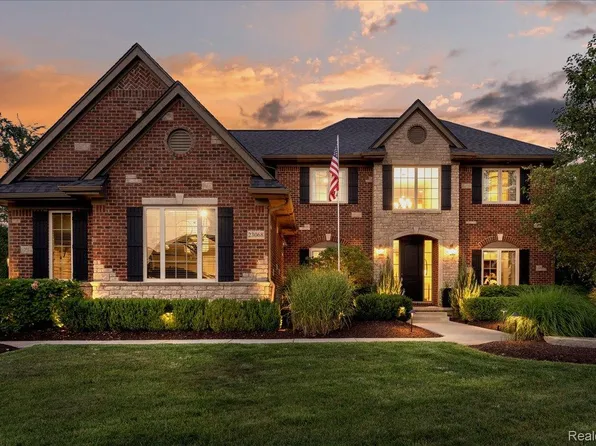 23068 Cyprus Dr, Northville, MI 48167