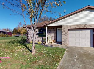 1812 W Essex Pl, Princeton, IN 47670