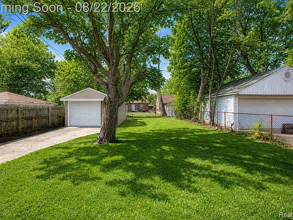 2nd image of 11395 Hazelton