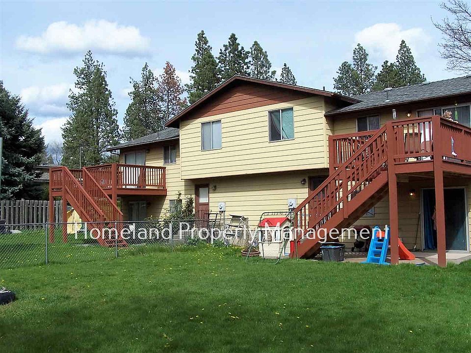 2nd image of 2616-2618 S Blake Rd #1