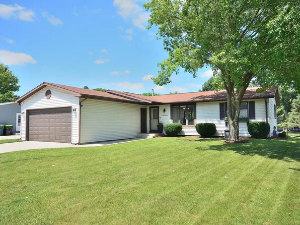 N160W19520 Clover LANE, Jackson, WI 53037