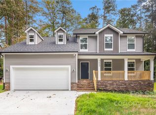7800 Shadow Lawn Rd, Charlotte, NC 28269