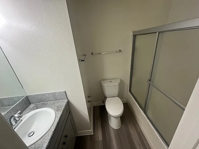 1620 Venice Blvd — Photo 8