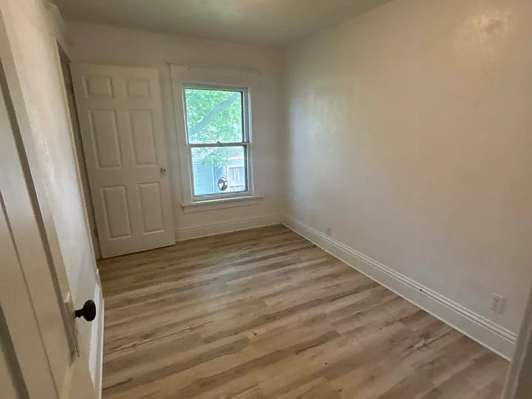 105 Fox St #1 — Photo 5