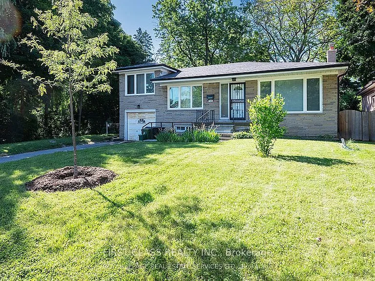 113 Holcolm Rd #MAIN — Photo 1