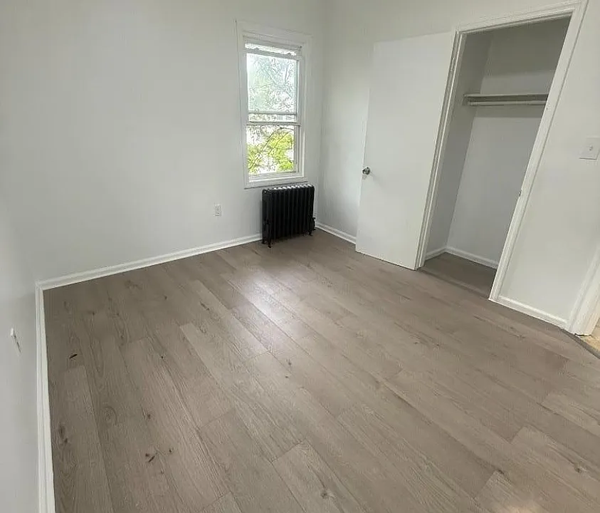 229 Alexander St #2