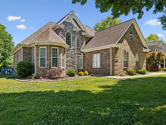 2nd image of 5442 Saint Ives Dr