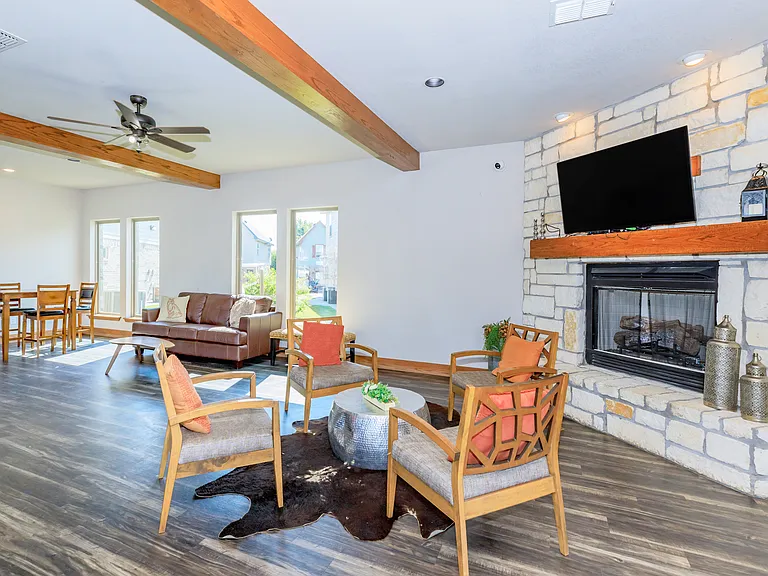 Creekside Townhomes — Photo 25