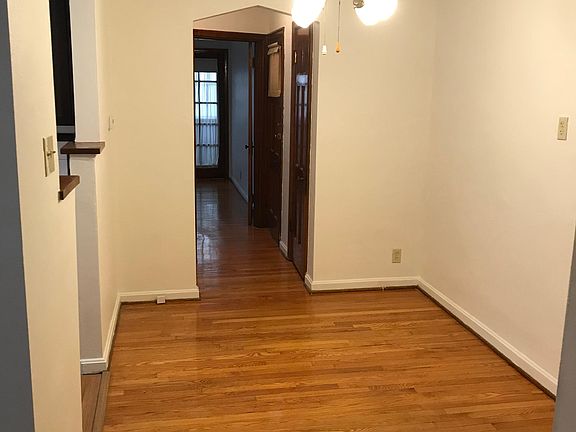 5th image of 6343 Sutherland Ave