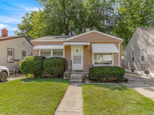 11212 Republic Ave, Warren, MI 48089