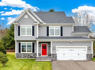 48 Sandstone Rd UNIT 48, Plainville, CT 06062