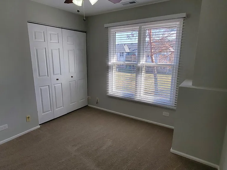1406 Clairmont Ct — Photo 15