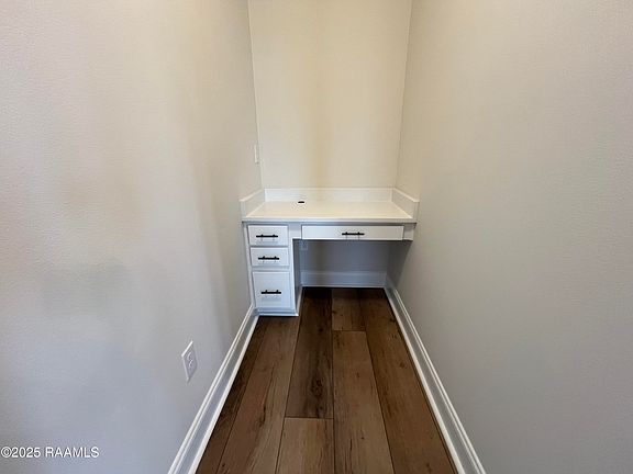 5th image of 108 Yellowfin Ln