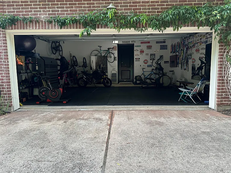 30 Riva Row — Photo 11