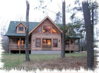 68 Phillips Rd, Newfoundland, PA 18445