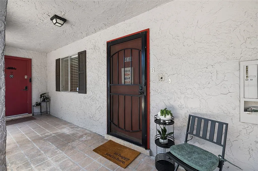 2 bed, 2.5 bath, 1562 sqft, $1,950 — Photo 4