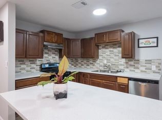 221 Wellington St, Houston, TX 77076