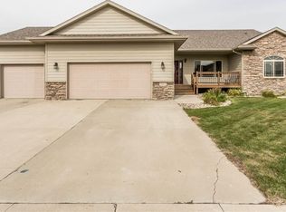 2813 S Rutgers Ave, Sioux Falls, SD 57106